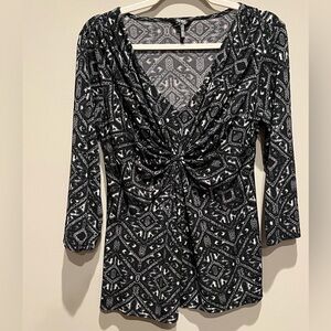 Daisy Fuentes Monochrome Patterned Top